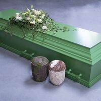 Farvede kiste - en afsked med personlighed