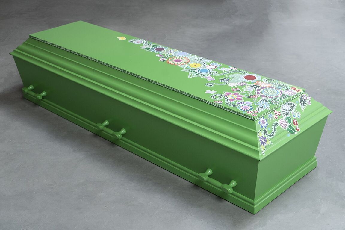 Farvede kiste - en afsked med personlighed