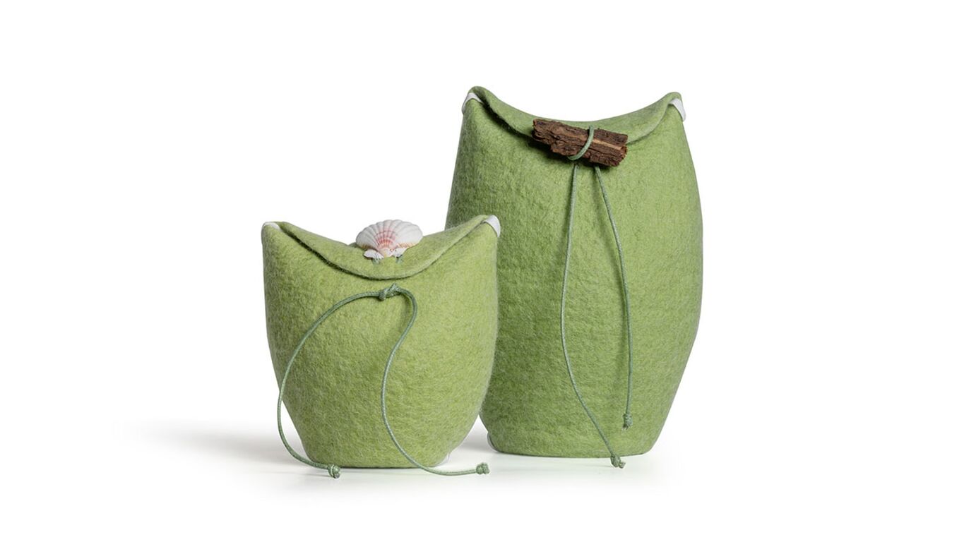 Uldurne i grøn barn