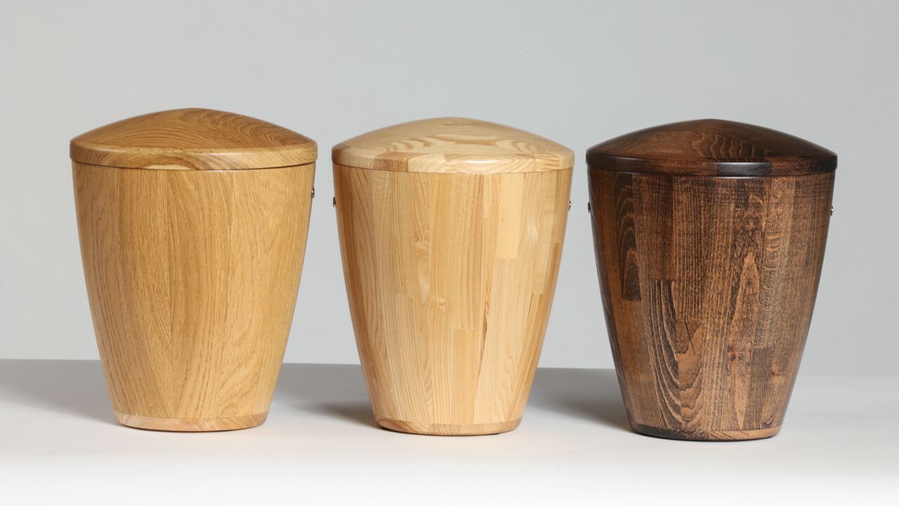 Træ- og bambus urner